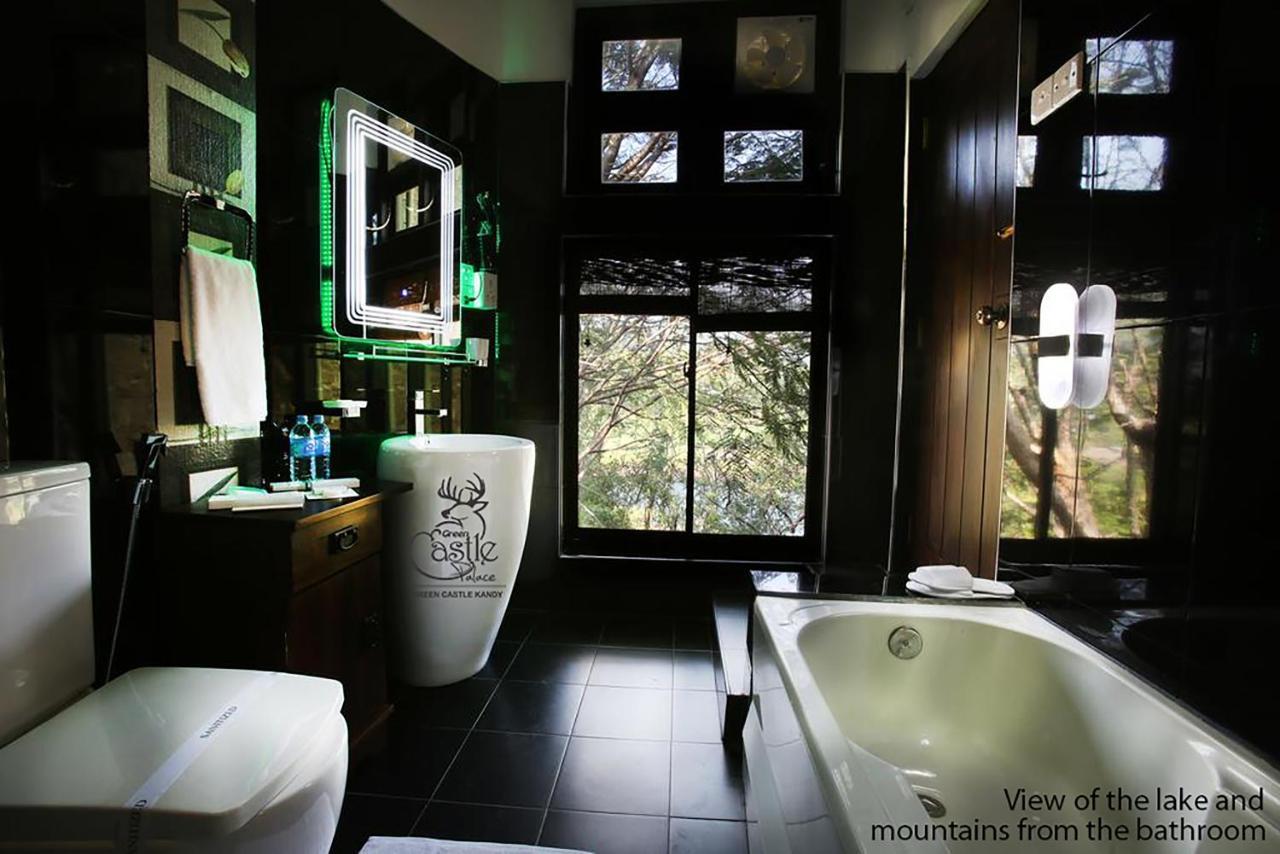 Green Castle Kandy Hotel Bagian luar foto